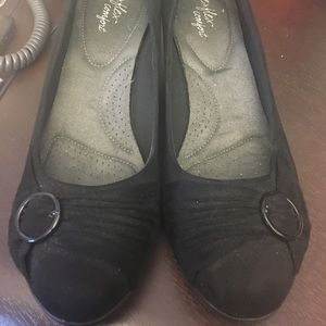 Size 12 Wide Black wedge loafers